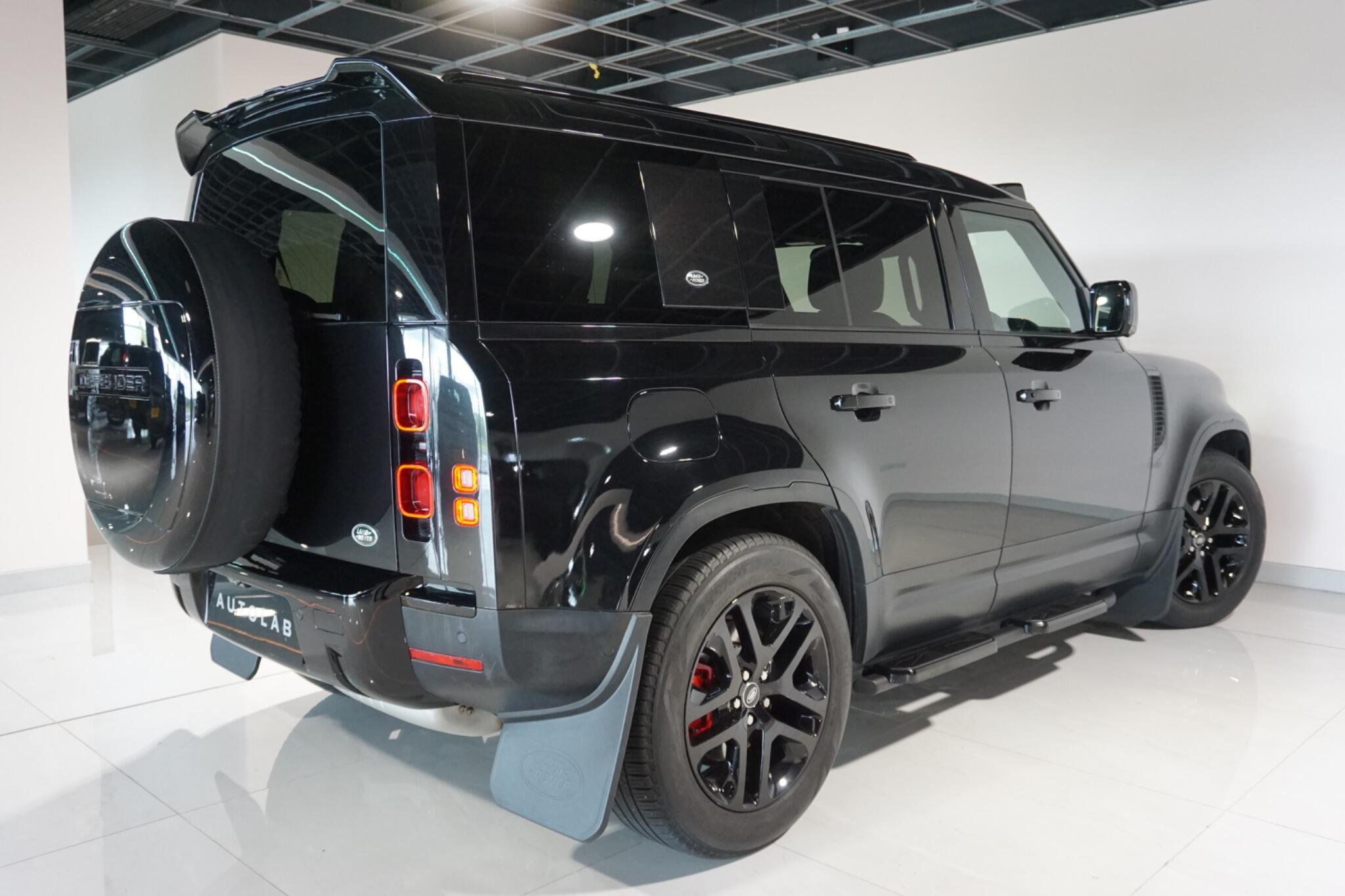 Land Rover Defender 110 3.0 D300 MHEV HSE SUV 5dr Diesel Auto 4WD Euro 6 (s/s) (300 ps)